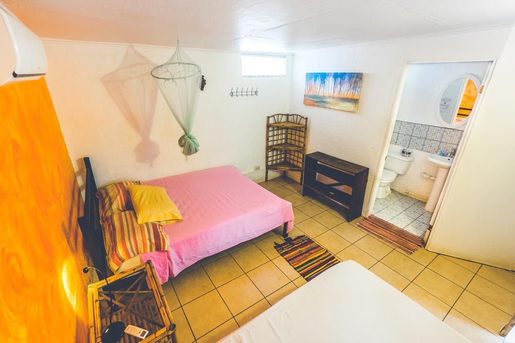 Pura Vida Hostel 타마린도 외부 사진