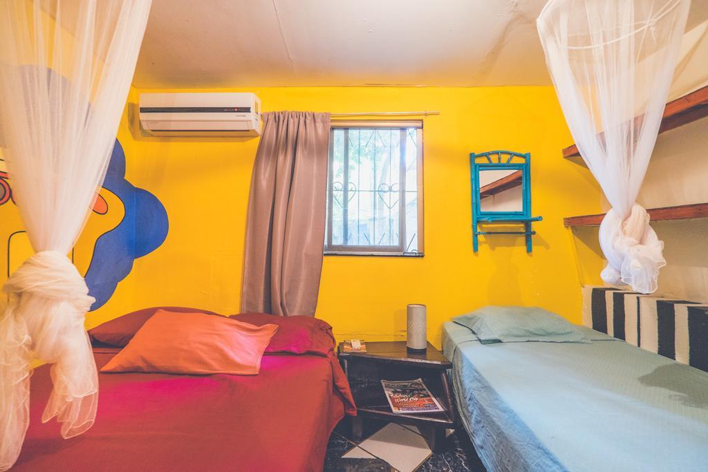 Pura Vida Hostel 타마린도 외부 사진