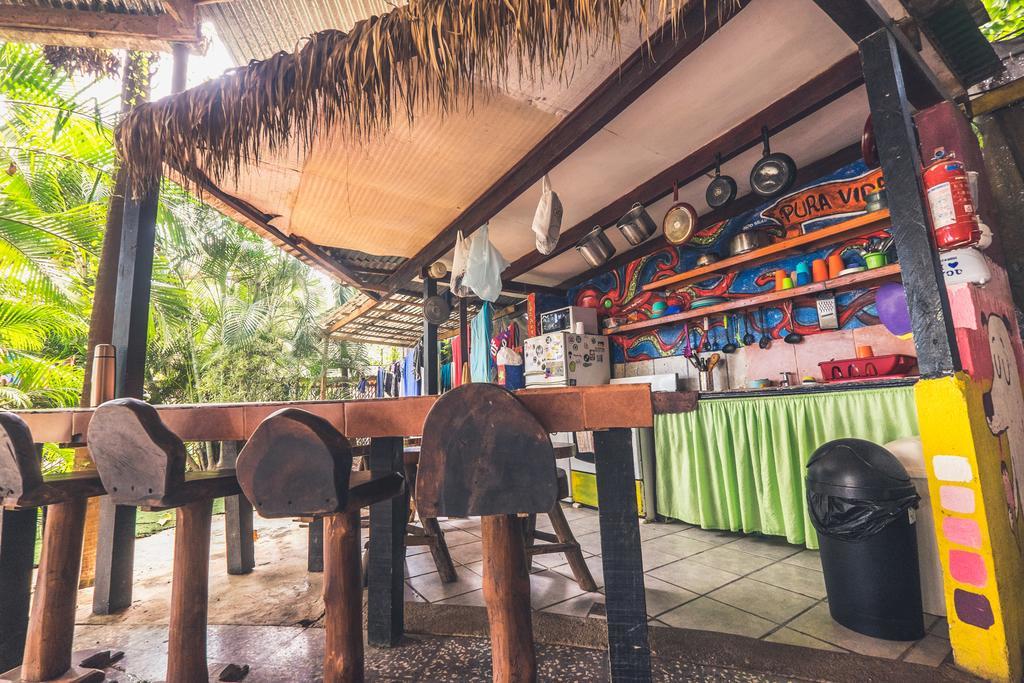 Pura Vida Hostel 타마린도 외부 사진