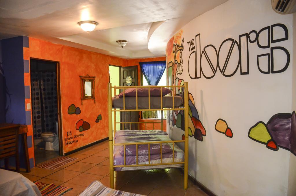 Pura Vida Hostel 타마린도 외부 사진