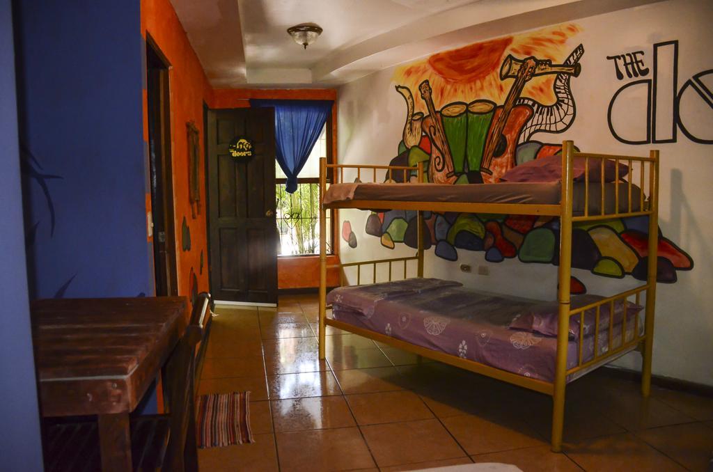Pura Vida Hostel 타마린도 외부 사진