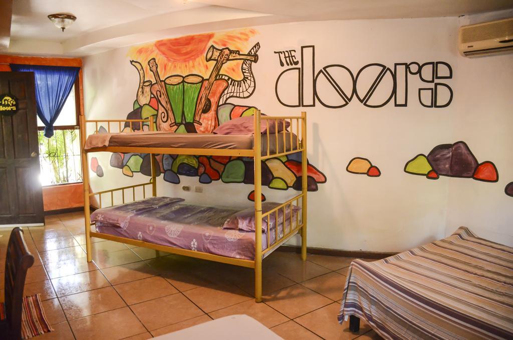 Pura Vida Hostel 타마린도 외부 사진